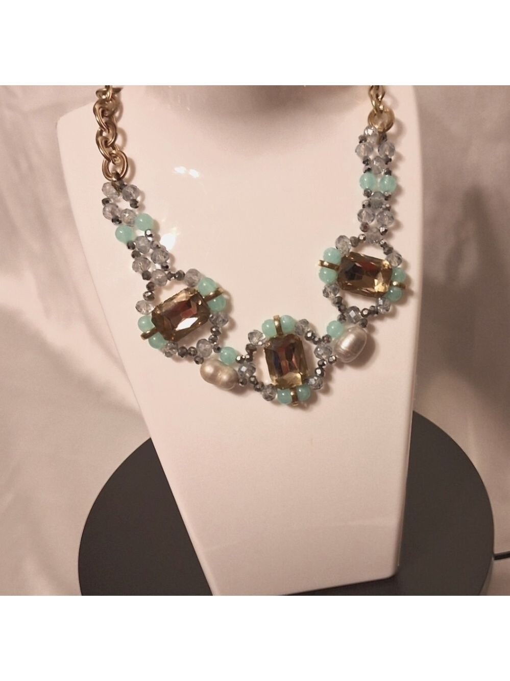 Genuine pearls, natural Jade and rhinestones 18" + ext Statement Necklace - Picture 3 of 11